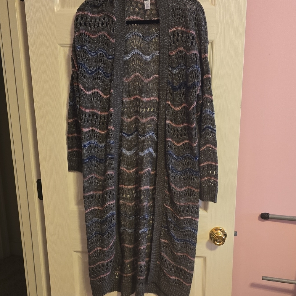 Elegant‎ Gray and Pink Knit Cardigan